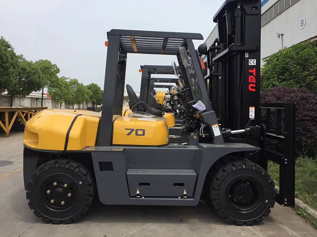 Дизельный вилочный погрузчик TEU-MITSUBI FD70T